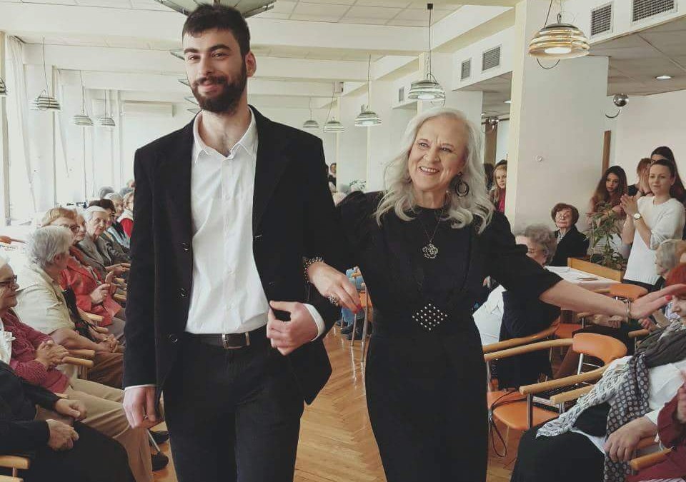 Dan žena u Domu